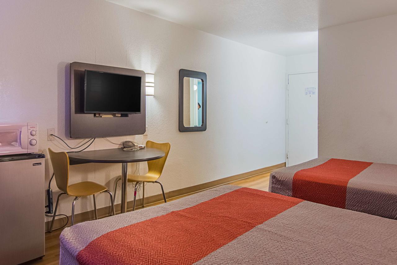 Motel 6 Little Rock South Zewnętrze zdjęcie